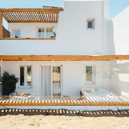 Sunday Luxury Suites Agia Anna  Bagian luar foto