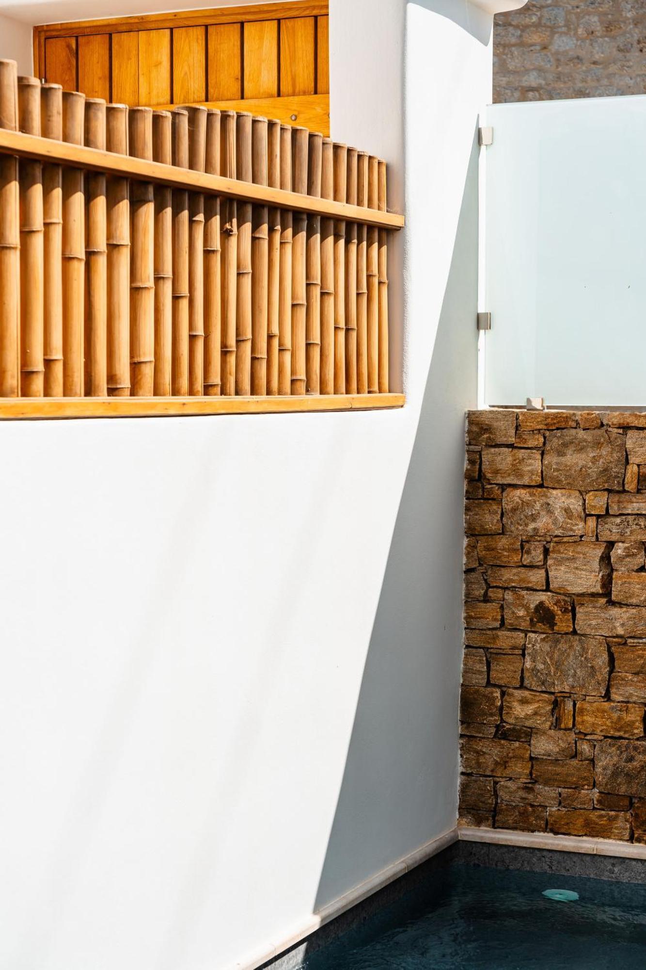 Sunday Luxury Suites Agia Anna  Bagian luar foto