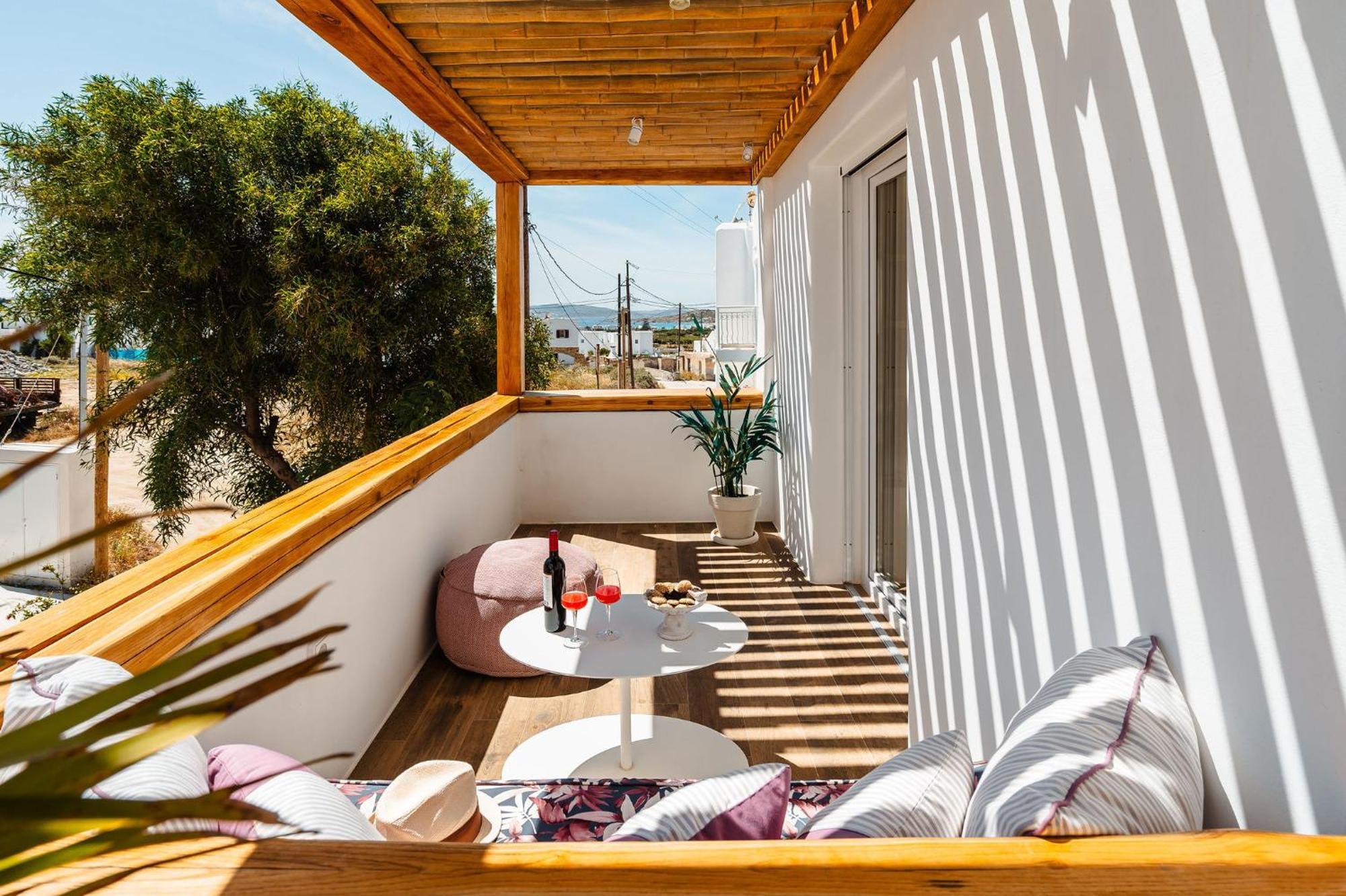 Sunday Luxury Suites Agia Anna  Bagian luar foto