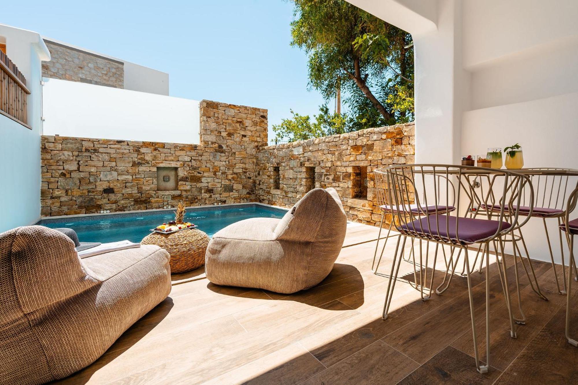 Sunday Luxury Suites Agia Anna  Bagian luar foto