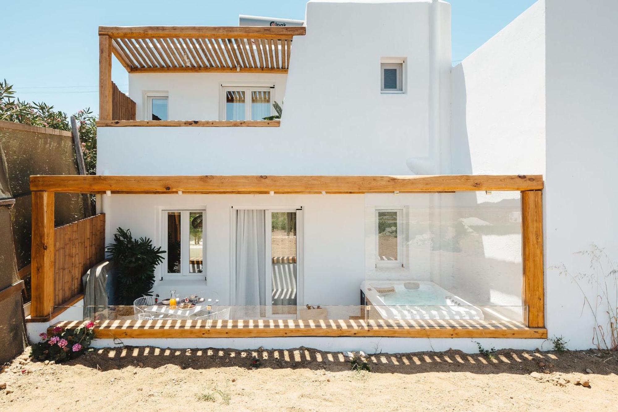 Sunday Luxury Suites Agia Anna  Bagian luar foto