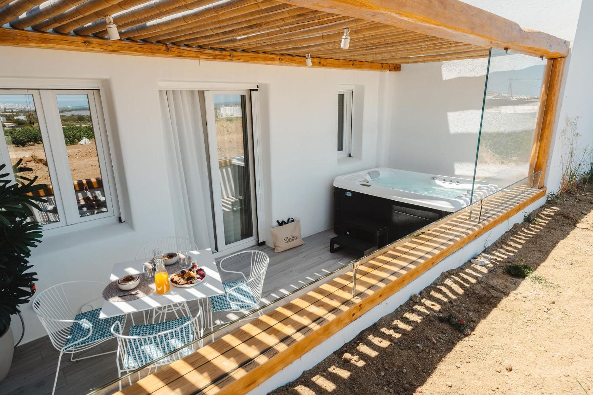 Sunday Luxury Suites Agia Anna  Bagian luar foto