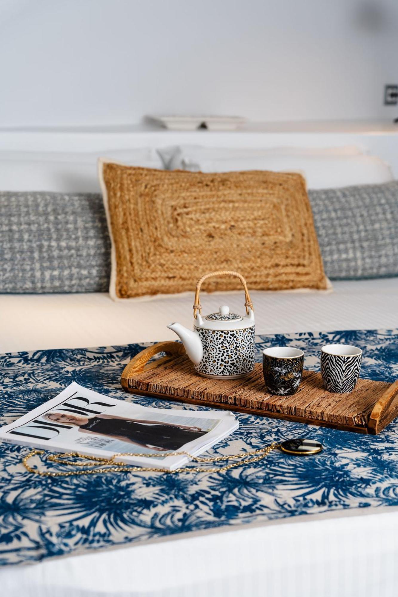 Sunday Luxury Suites Agia Anna  Bagian luar foto