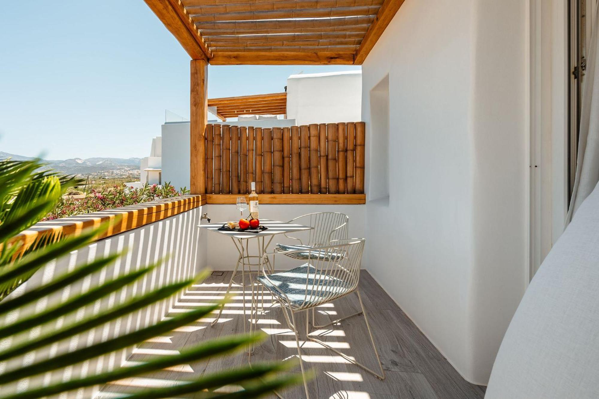 Sunday Luxury Suites Agia Anna  Bagian luar foto