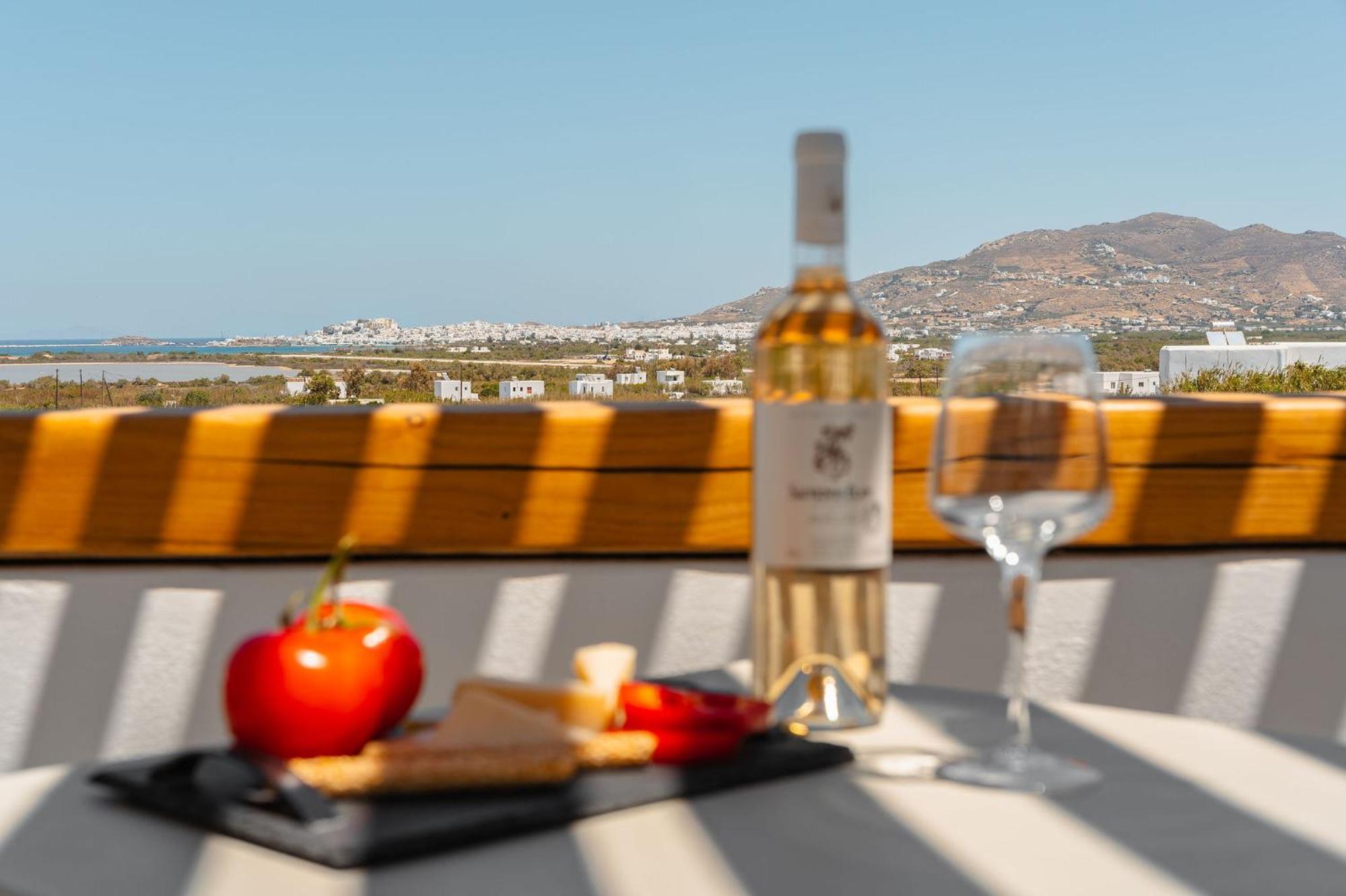 Sunday Luxury Suites Agia Anna  Bagian luar foto
